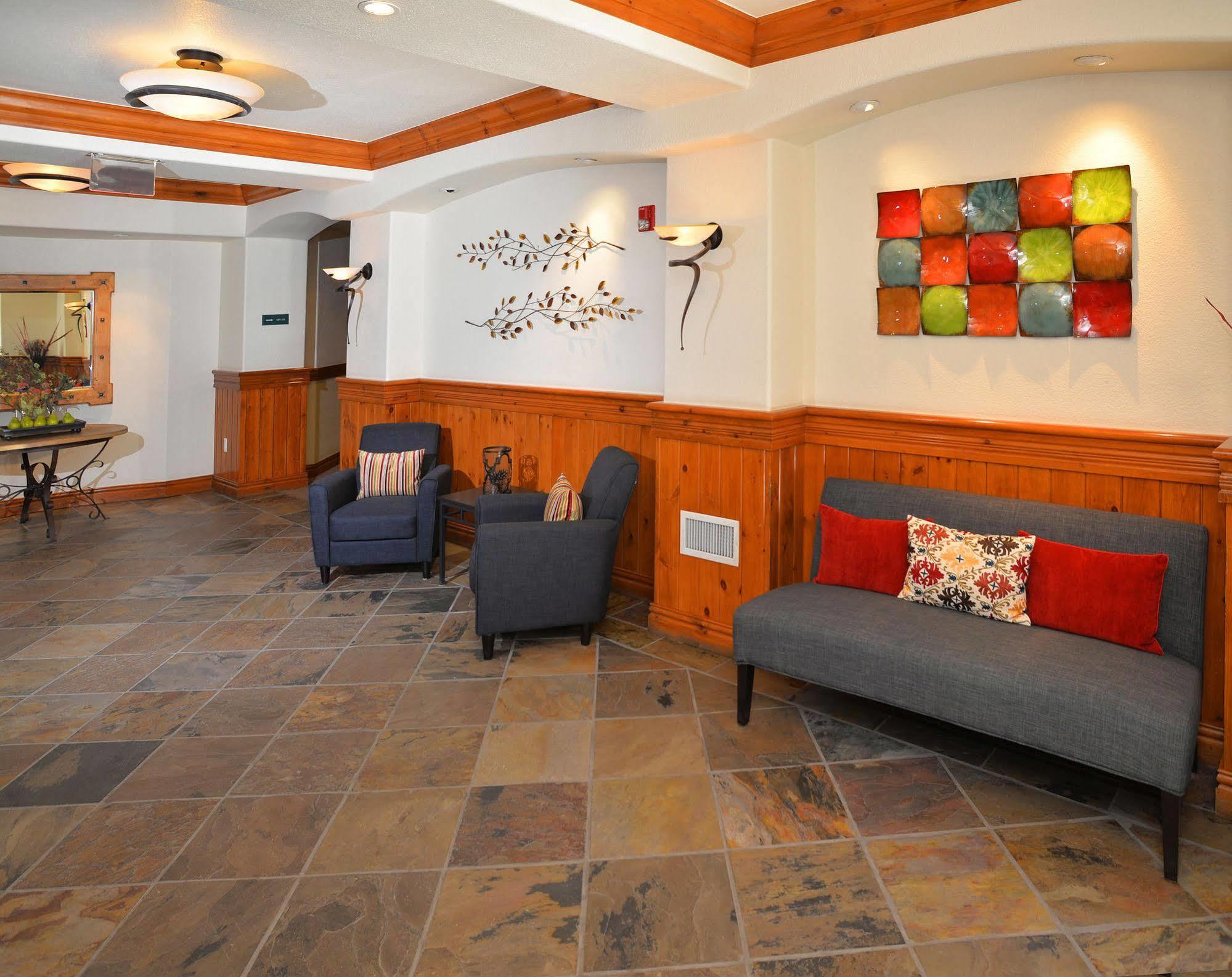 Lodge At Brookside Avon Village 외부 사진