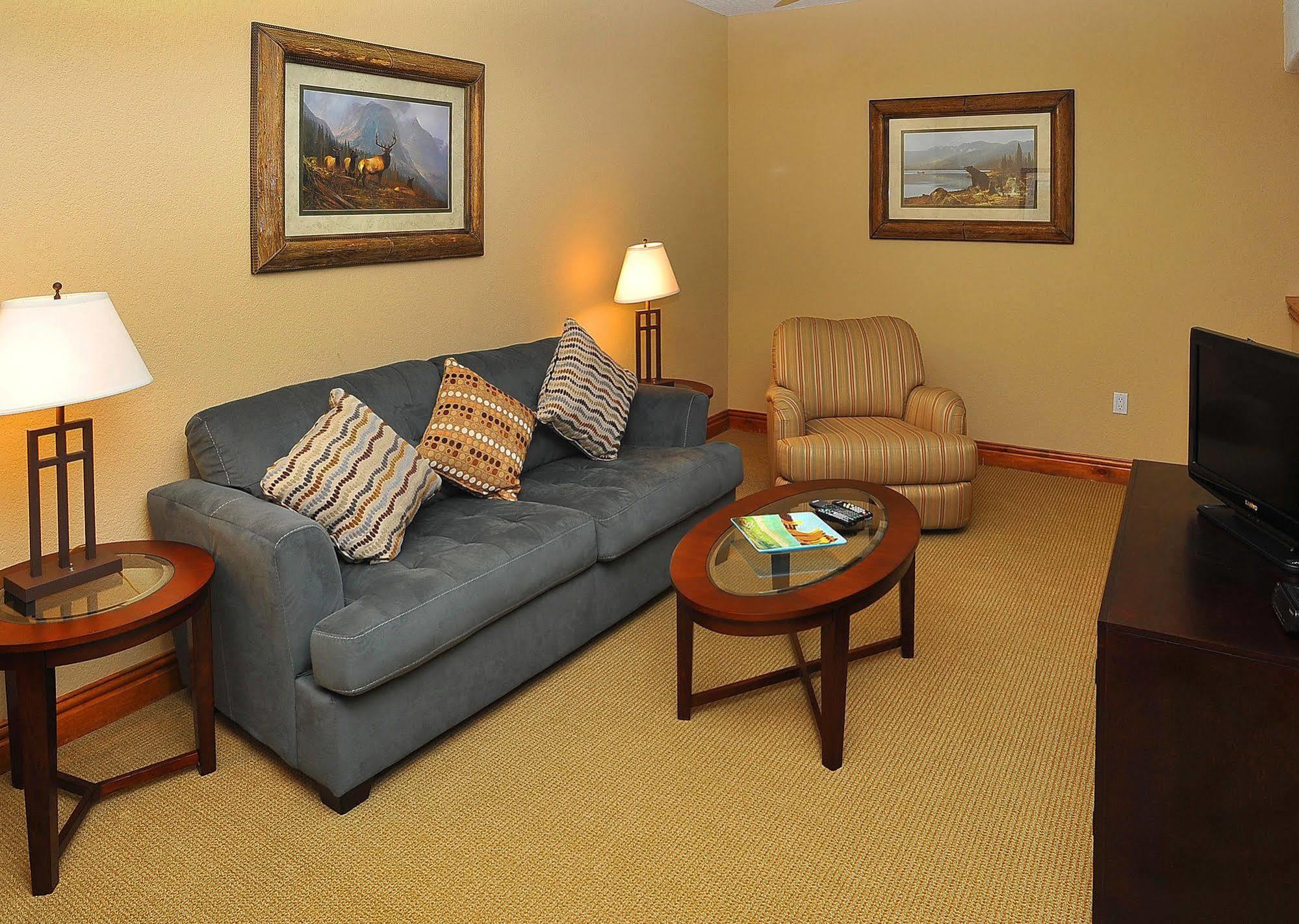 Lodge At Brookside Avon Village 외부 사진