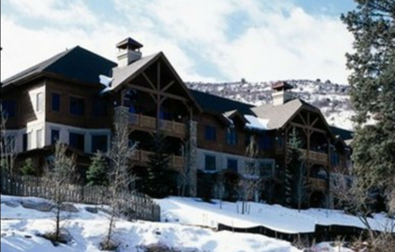 Lodge At Brookside Avon Village 외부 사진
